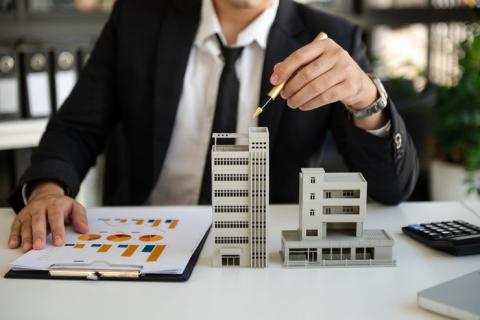 Управляющую компанию запретили менять чаще раза в год