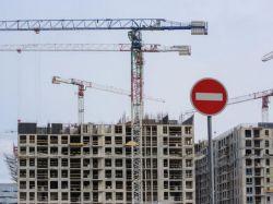 Конфликт банков и застройщиков продолжается. Покупать ли сейчас жилье?