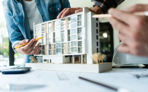 Девелоперы резко сократили инвестиции в недвижимость в 2025 году