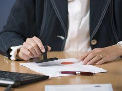 Нотариусы будут проверять права на наследство, чтобы пресечь мошенничество с квартирами