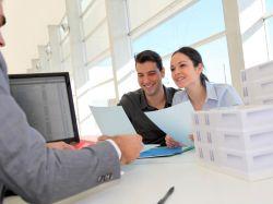 Покупка квартиры в офисе застройщика: плюсы и минусы