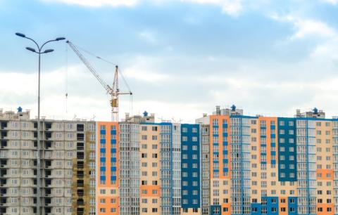 В крупных российских городах резко выросли цены на квартиры в новостройках