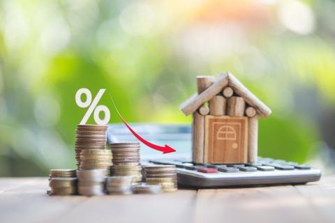 Рефинансировать ипотеку можно будет в 2027 году, заявили в Сбере