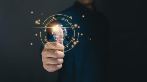 Стало известно, когда россияне смогут продавать жильё по биометрии