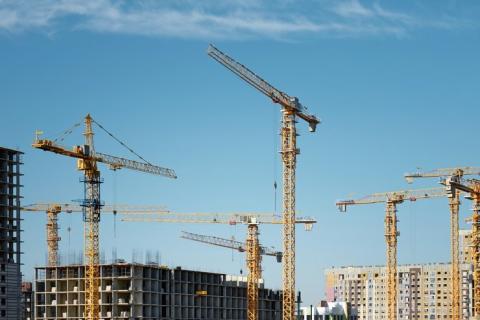 В стройотрасли зафиксирован самый затяжной спад за десять лет