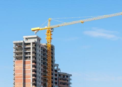 Почему нельзя продлевать мораторий на штрафы для застройщиков, объяснил эксперт