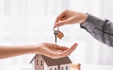 Цена ниже на 25%: насколько выгодно покупать новостройку по переуступке