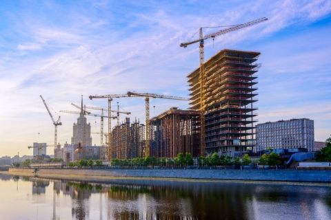 В городах с дефицитом инфраструктуры могут запретить строительство многоэтажек